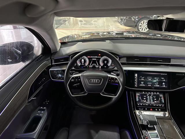 Audi A8 2023 thumb 8
