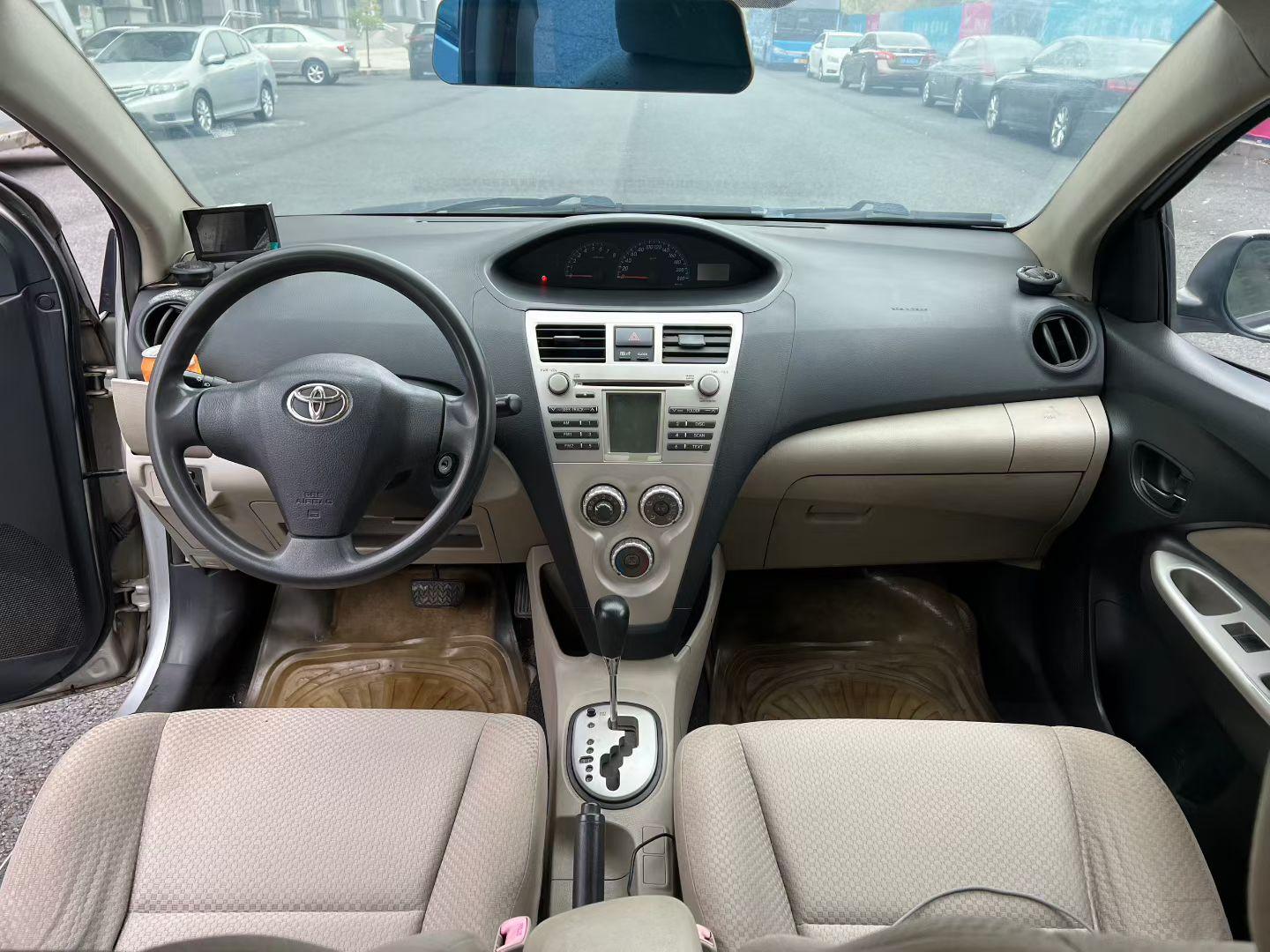 Toyota Vios 2009 thumb 5