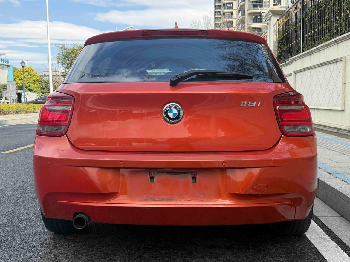 BMW 1 серии 2012 thumb 2