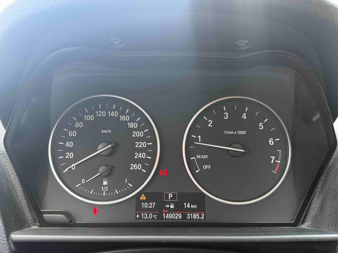BMW 1 серии 2012 thumb 6