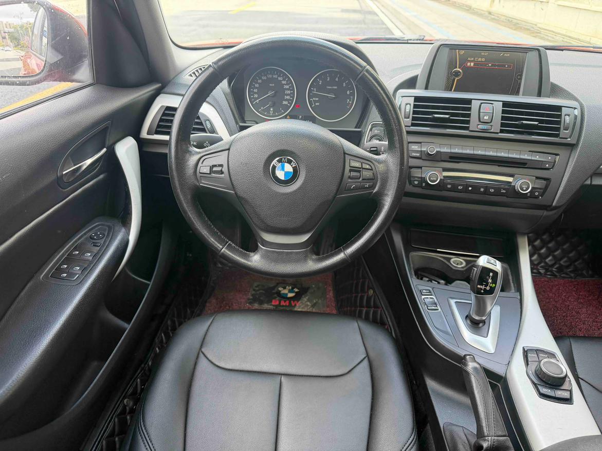 BMW 1 серии 2012 thumb 7