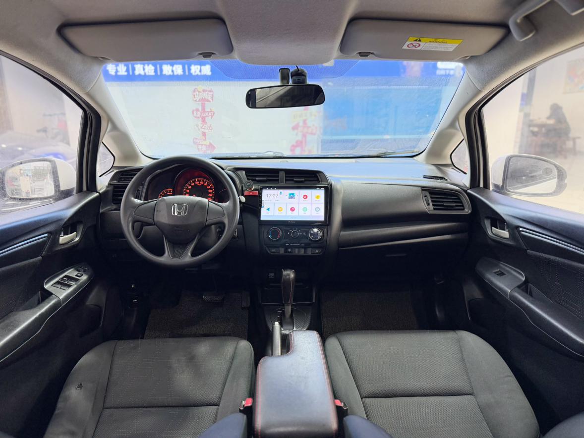 Honda Fit Shuttle 2017 thumb 5