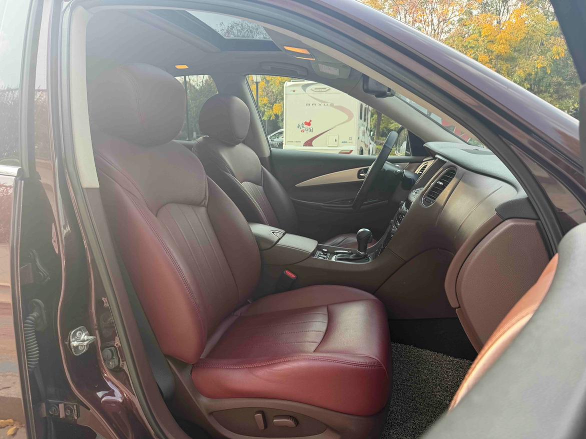 Infiniti QX50 2014 thumb 12