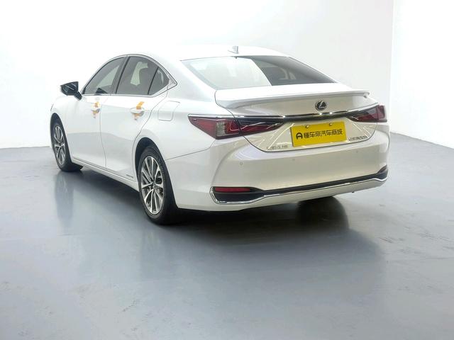 Lexus ES 2021 thumb 2