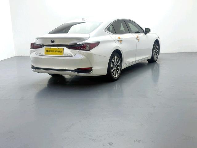 Lexus ES 2021 thumb 4