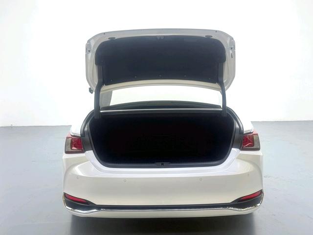 Lexus ES 2021 thumb 12