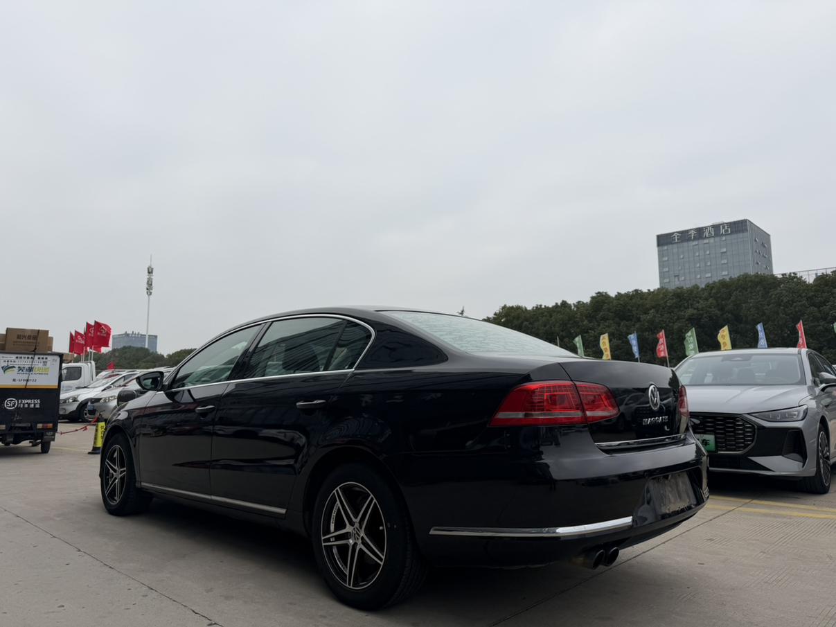 Volkswagen Magotan 2013 thumb 3