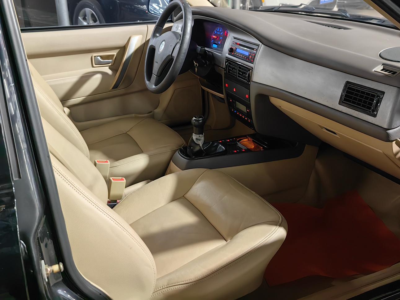 Volkswagen Santana 2012 thumb 5