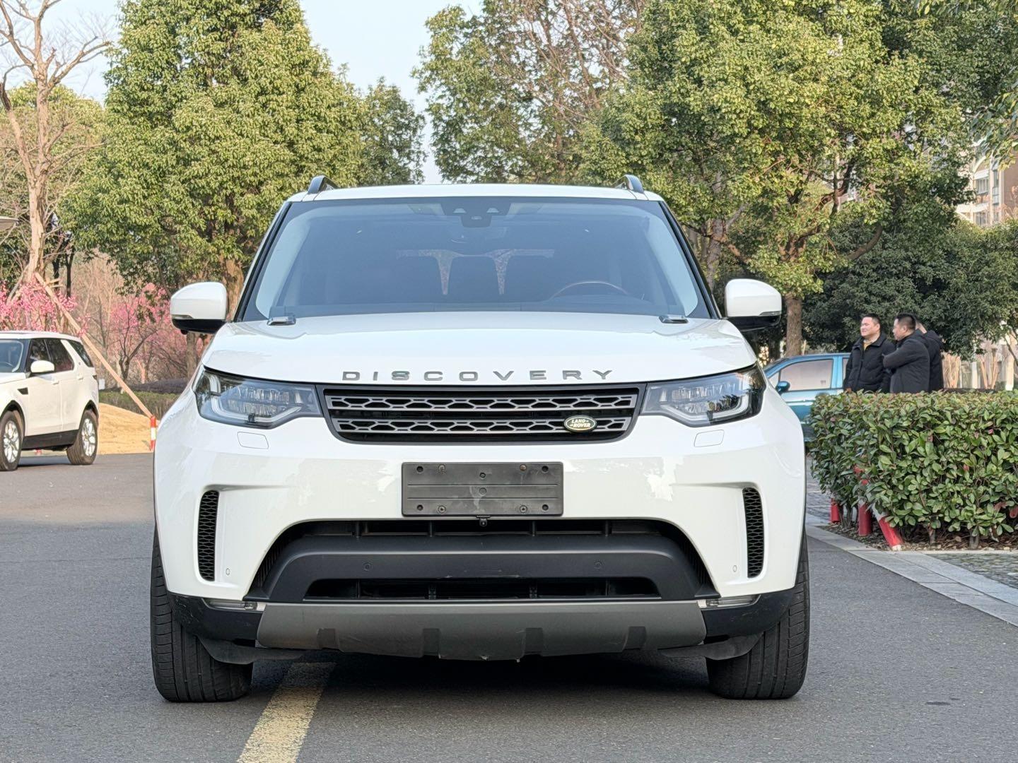 Land Rover Discovery 2018 thumb 12