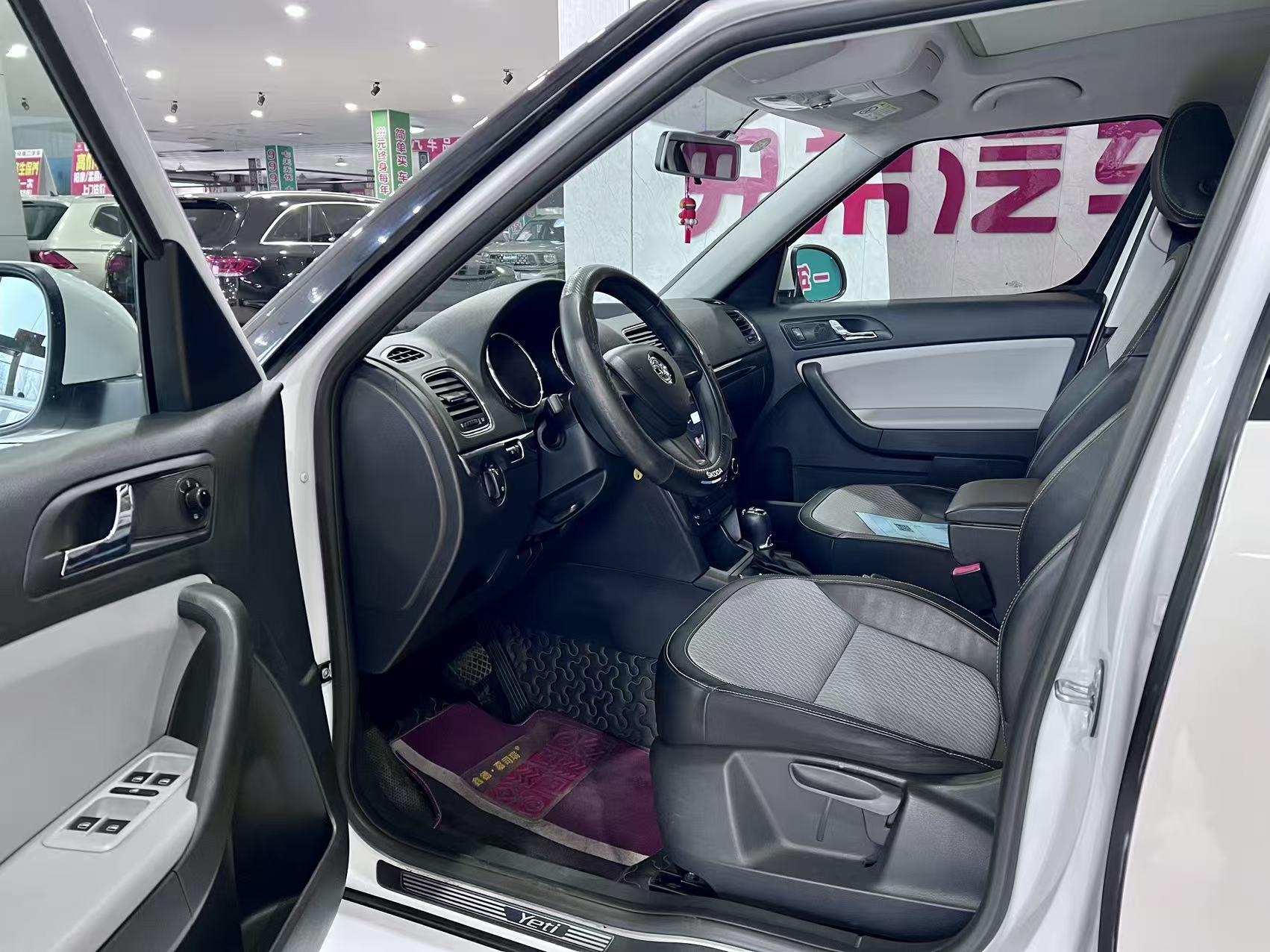 Skoda Yeti 2018 thumb 11