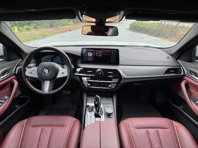 BMW 5 серии 2022 thumb 5