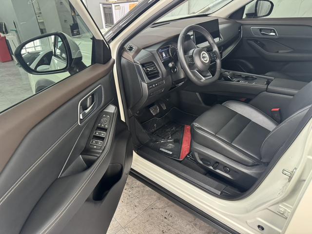 Nissan X-Trail 2021 thumb 6