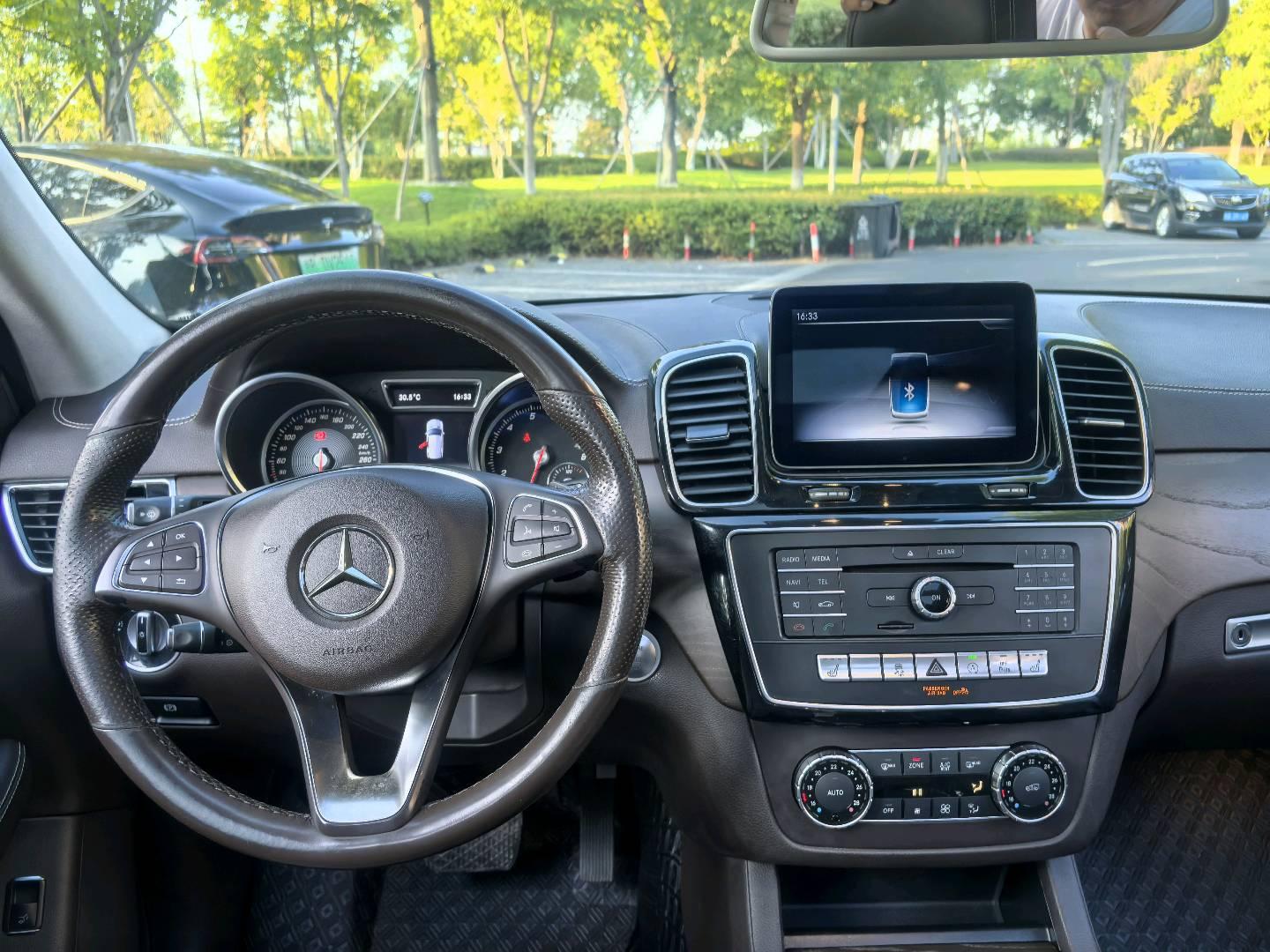 Mercedes-Benz GLE 2018 thumb 7
