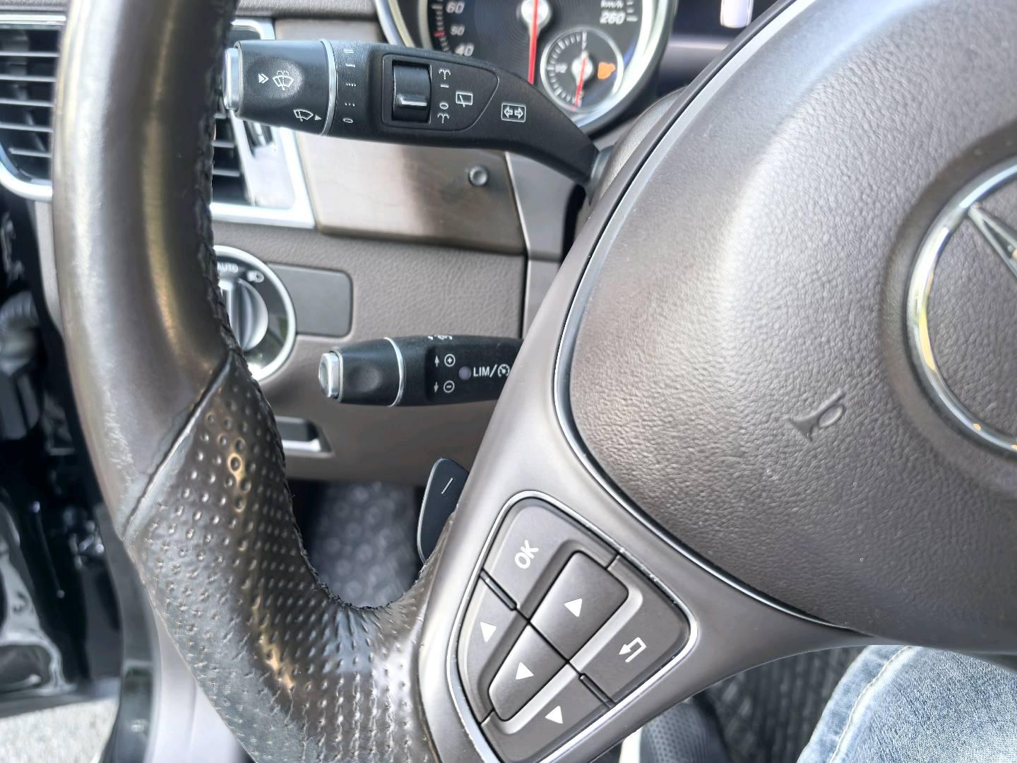 Mercedes-Benz GLE 2018 thumb 8