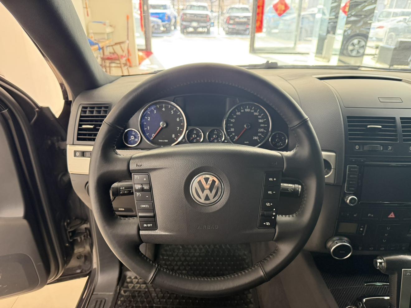 Volkswagen Touareg 2009 thumb 8
