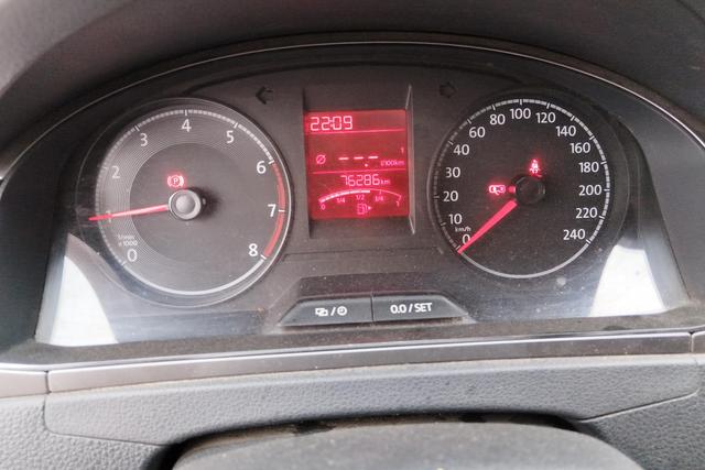 Volkswagen Santana 2016 thumb 11