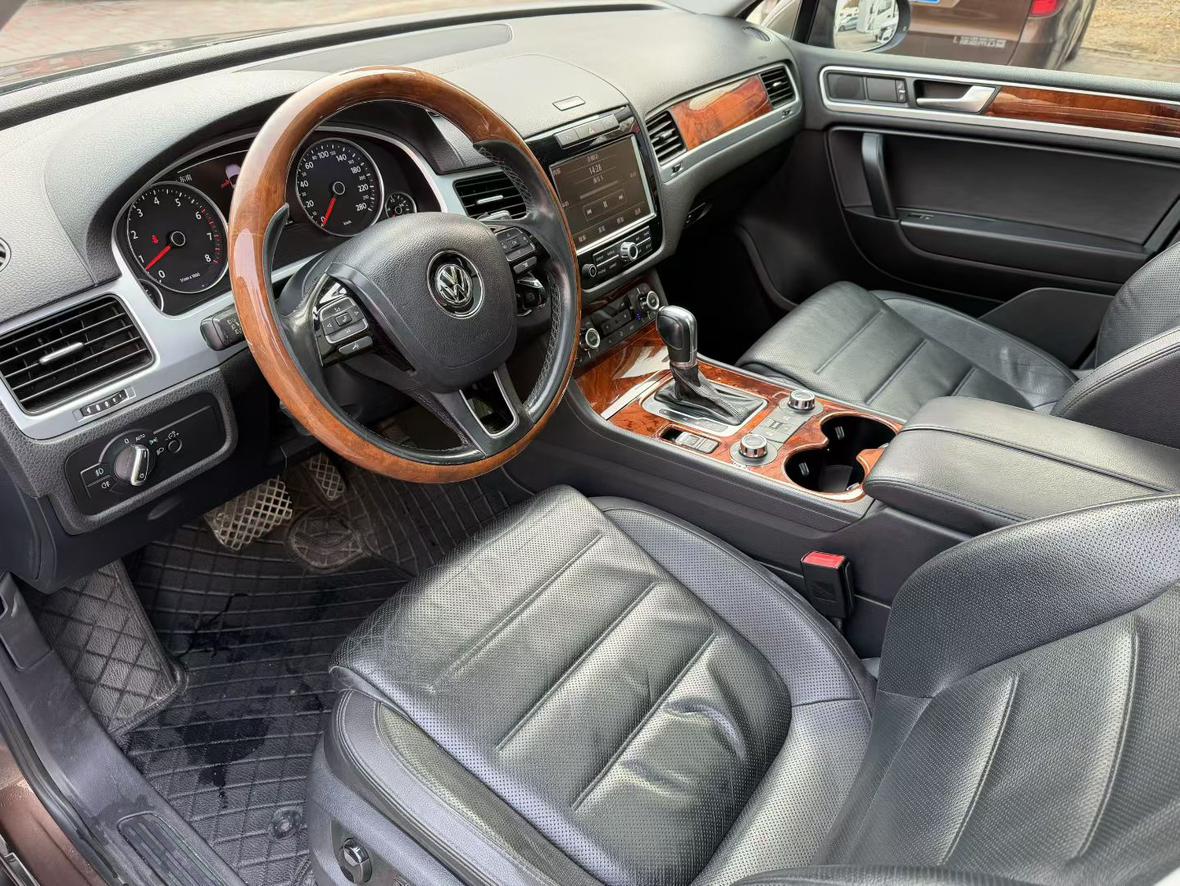 Volkswagen Touareg 2013 thumb 5