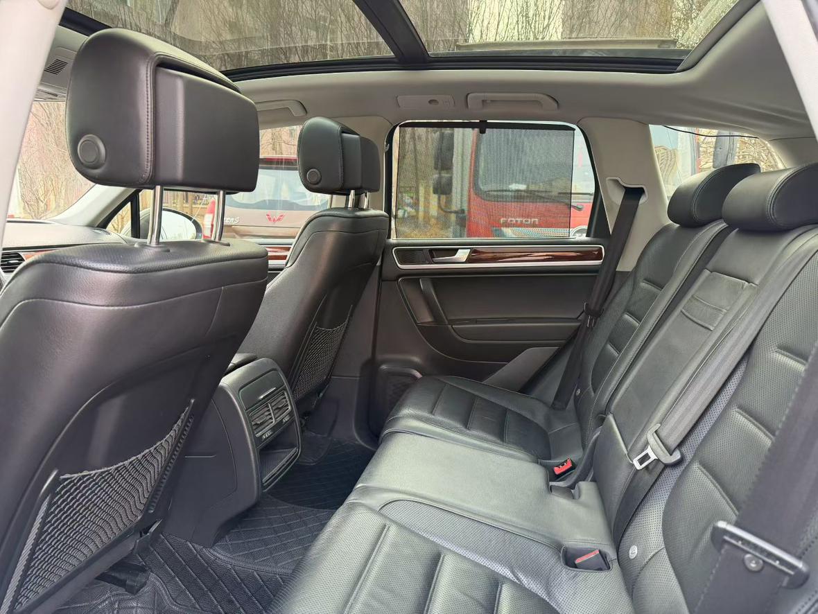 Volkswagen Touareg 2013 thumb 7