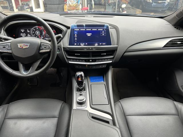 Cadillac CT5 2023 thumb 3