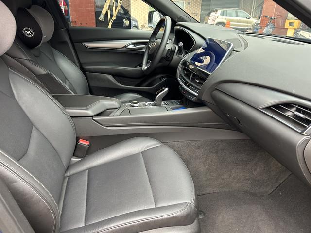 Cadillac CT5 2023 thumb 4