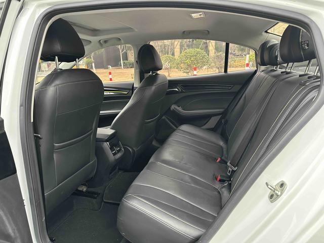 Roewe i5 2021 thumb 11