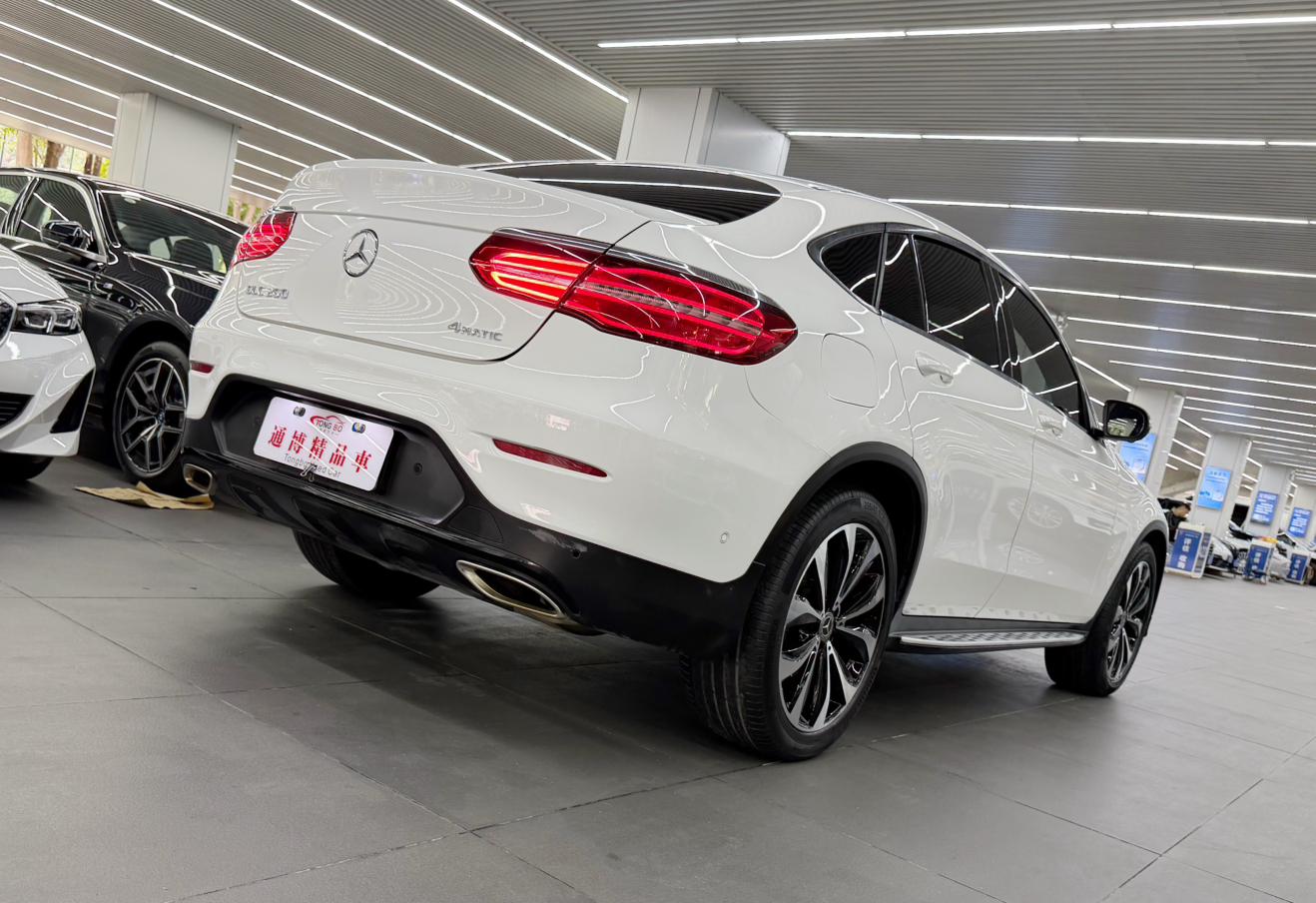 Mercedes-Benz GLC 2017 thumb 3