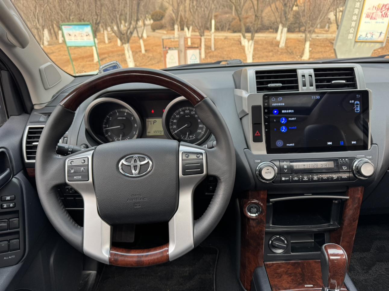 Toyota Land Cruiser Prado 2016 thumb 10