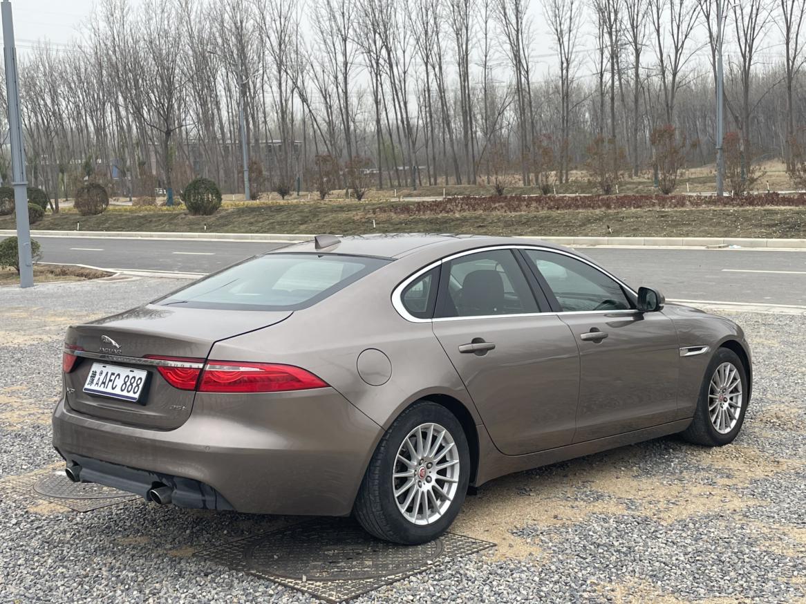 Jaguar XF 2016 thumb 4