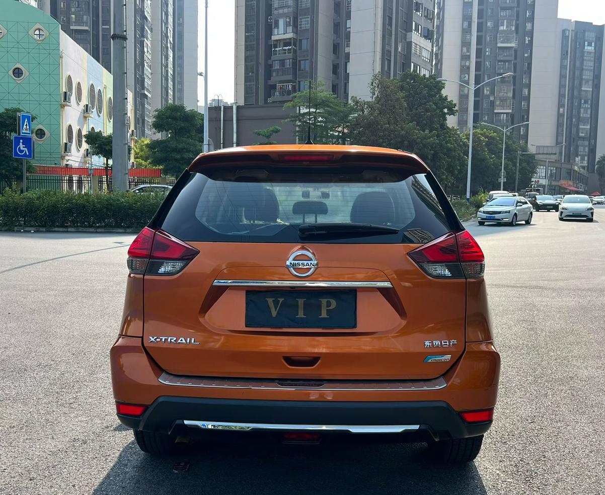 Nissan X-Trail 2018 thumb 3