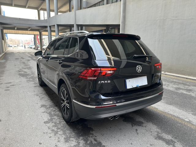 Volkswagen Tiguan 2020 thumb 2