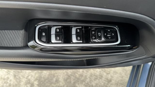 Wuling Victory 2020 thumb 11