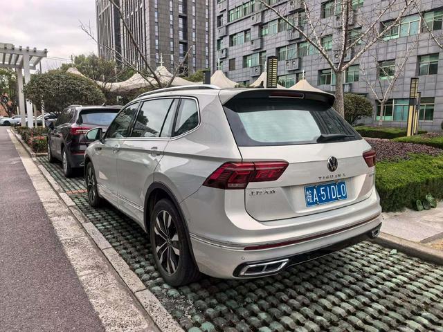Volkswagen Tiguan 2023 thumb 6