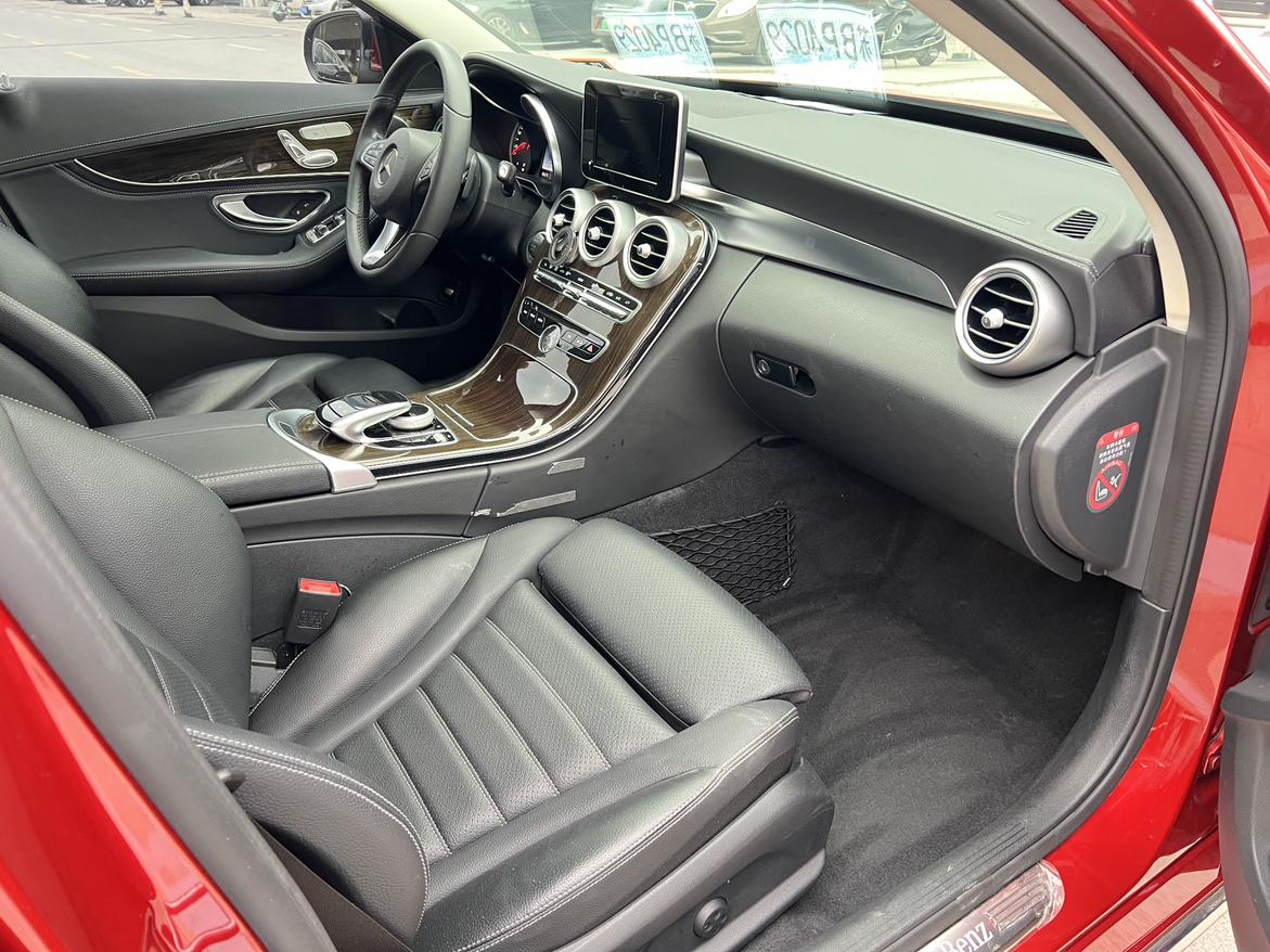 Mercedes-Benz C-Class 2016 thumb 5