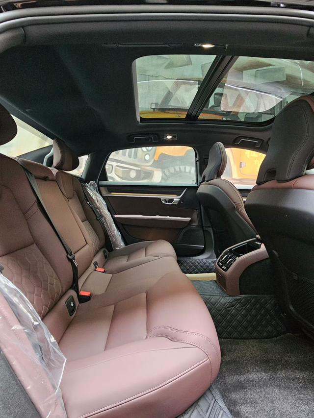 Volvo S90 2025 thumb 7
