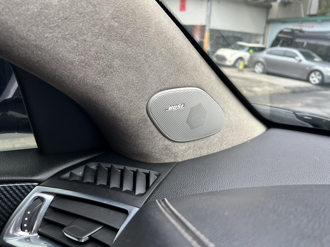 Cadillac SRX 2012 thumb 9