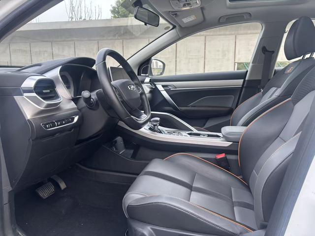 Geely Binyue 2023 thumb 2