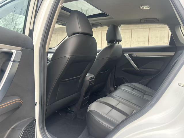 Geely Binyue 2023 thumb 3