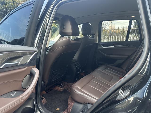 BMW X3 2019 thumb 3