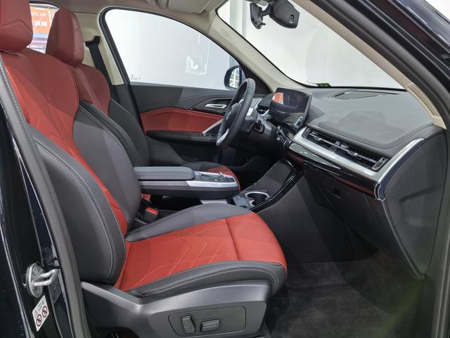 BMW X1 2023 thumb 11