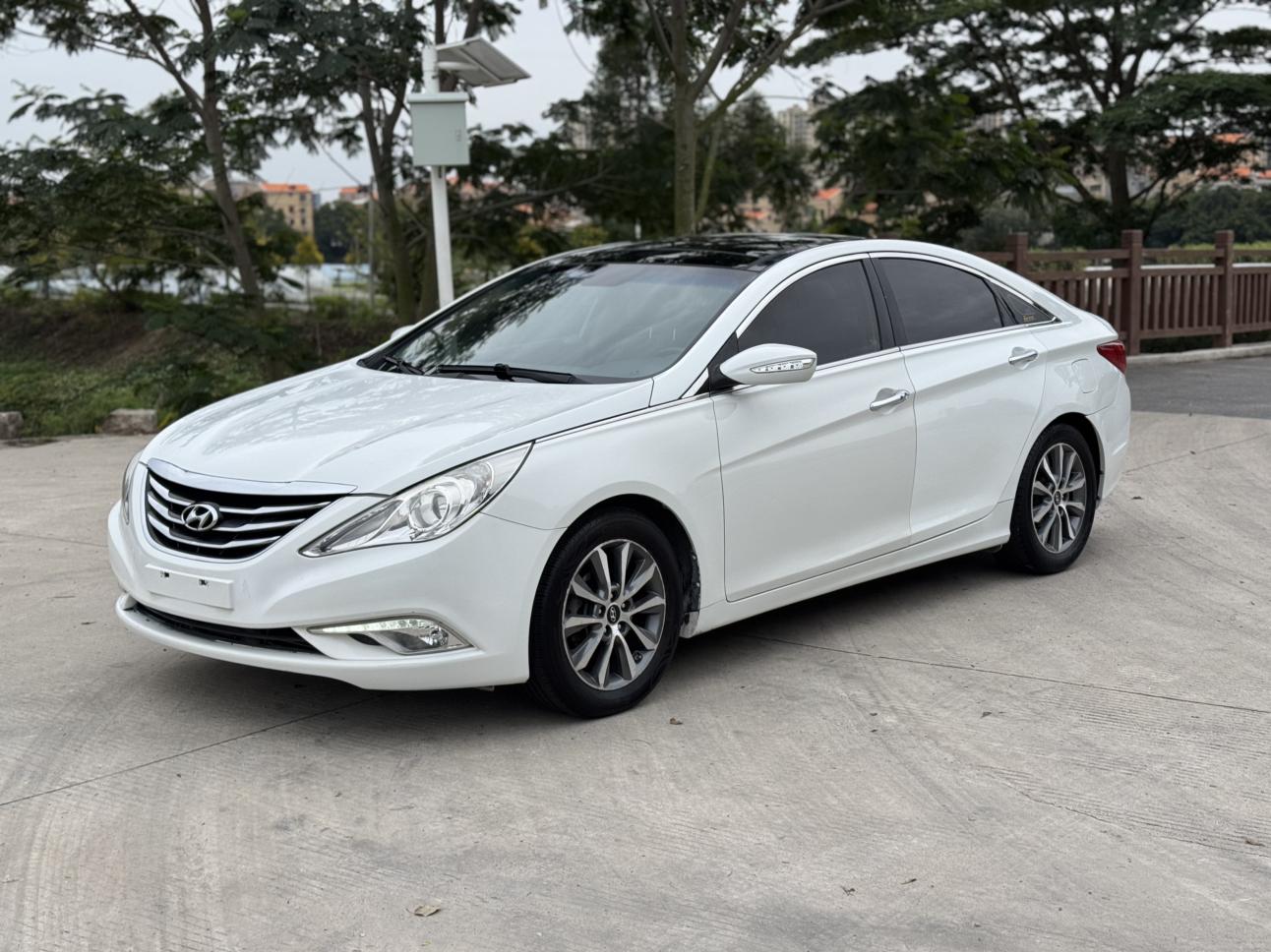 Hyundai Sonata 2014 thumb 8