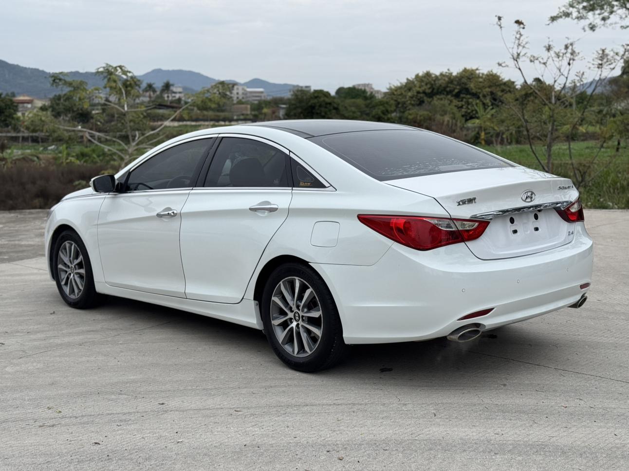 Hyundai Sonata 2014 thumb 11