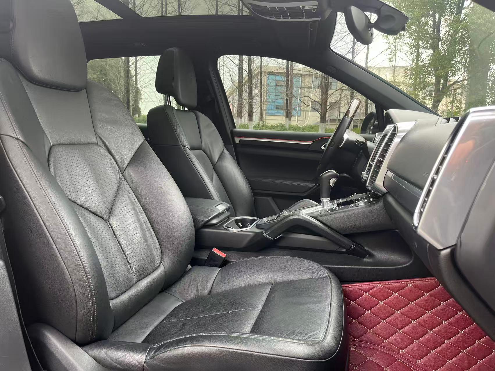 Porsche Cayenne 2014 thumb 9