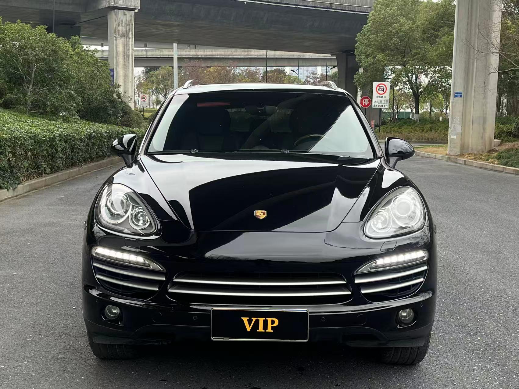Porsche Cayenne 2014 thumb 11