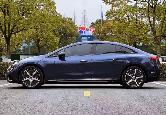 Mercedes-Benz EQE 2022 thumb 5