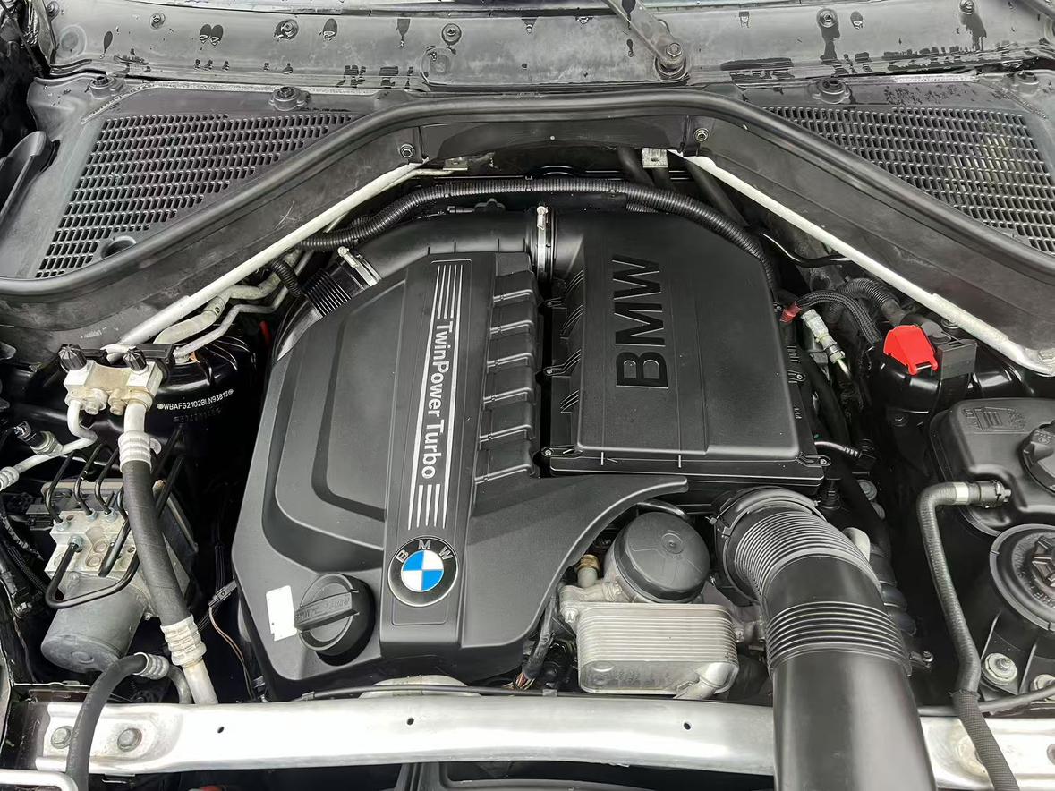 BMW X6 2010 thumb 5