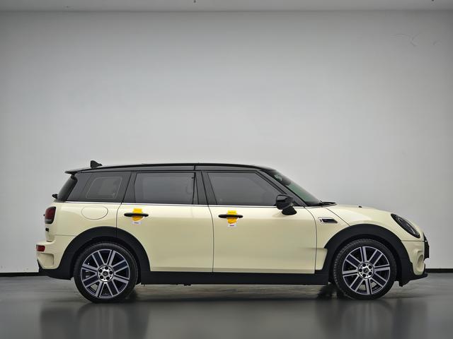 Mini Clubman 2022 thumb 6