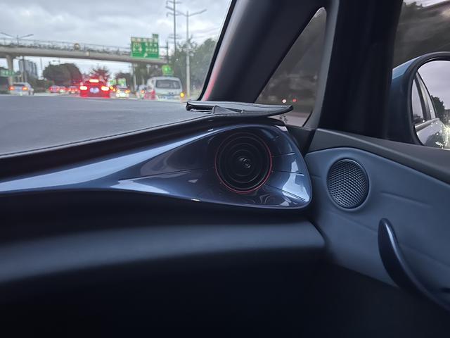 BYD Dolphin 2021 thumb 4