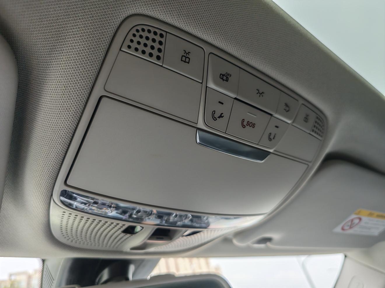 Mercedes-Benz C-Class 2017 thumb 5