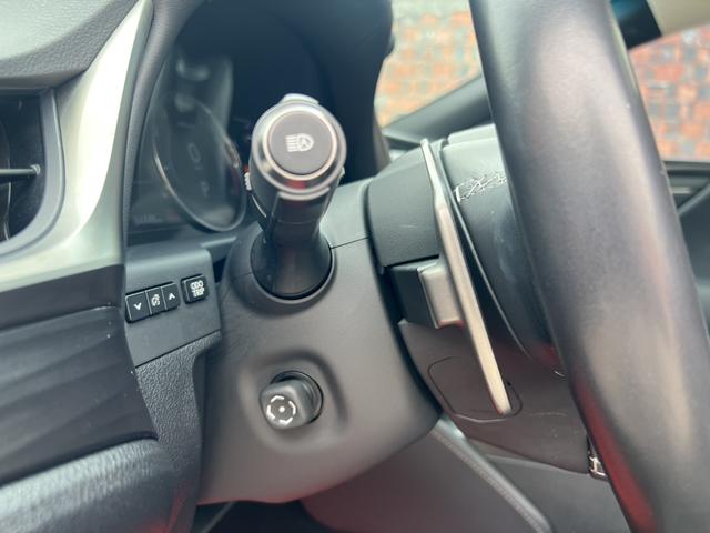 Lexus ES 2020 thumb 9