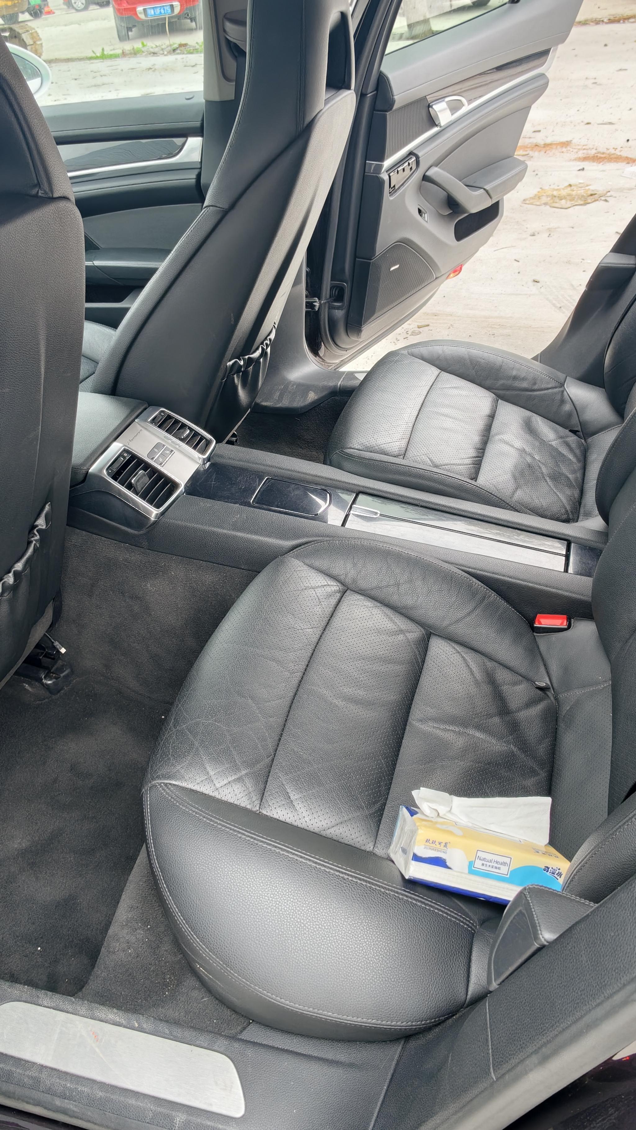 Porsche Panamera 2013 thumb 10